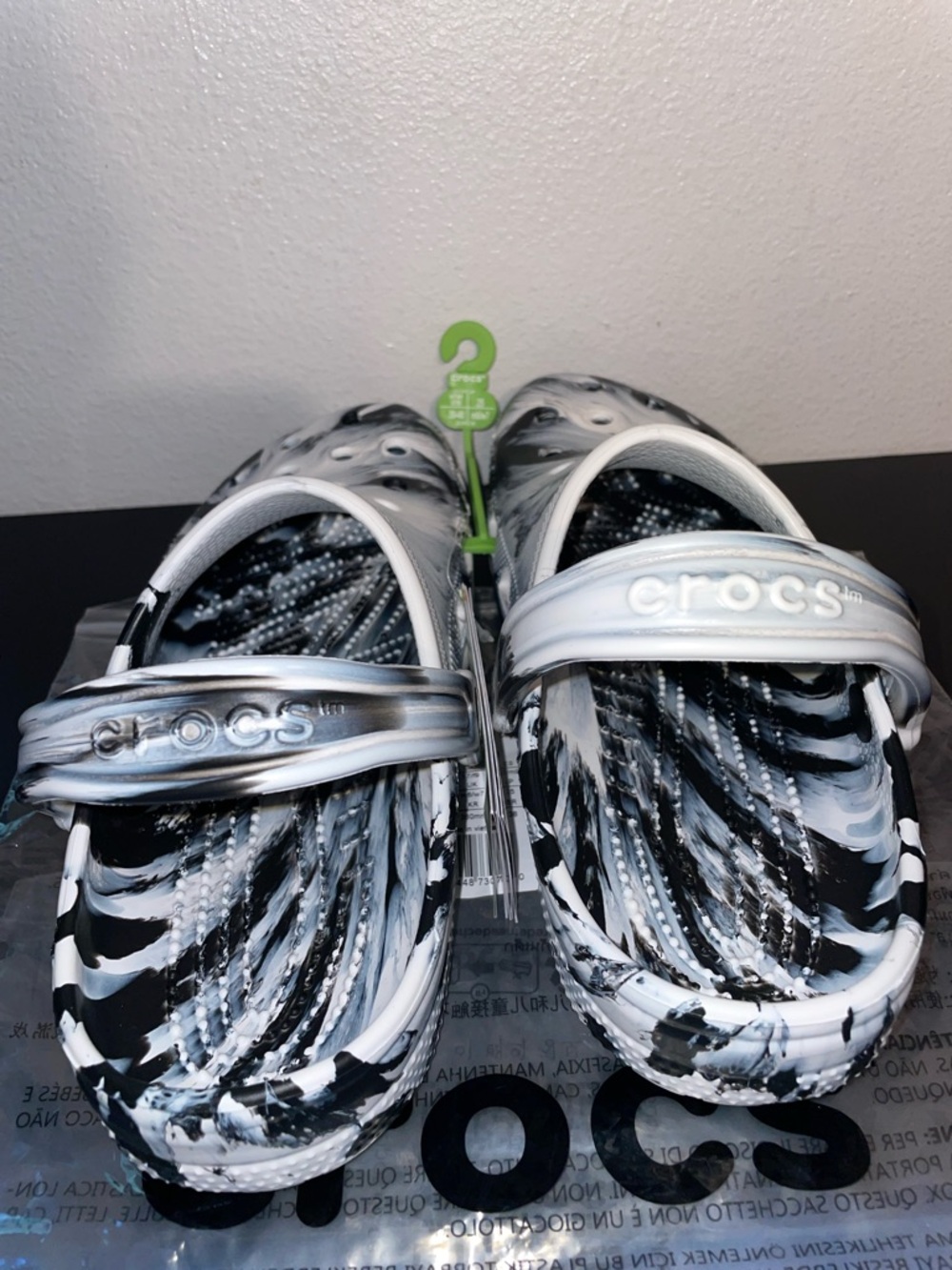 CROCS Classic Marble Clog - Picture 6 of 13